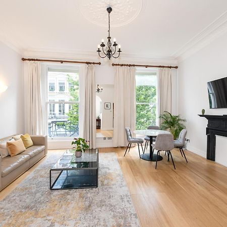 2-Bedroom Victorian Apartment In Kensington Londra Esterno foto