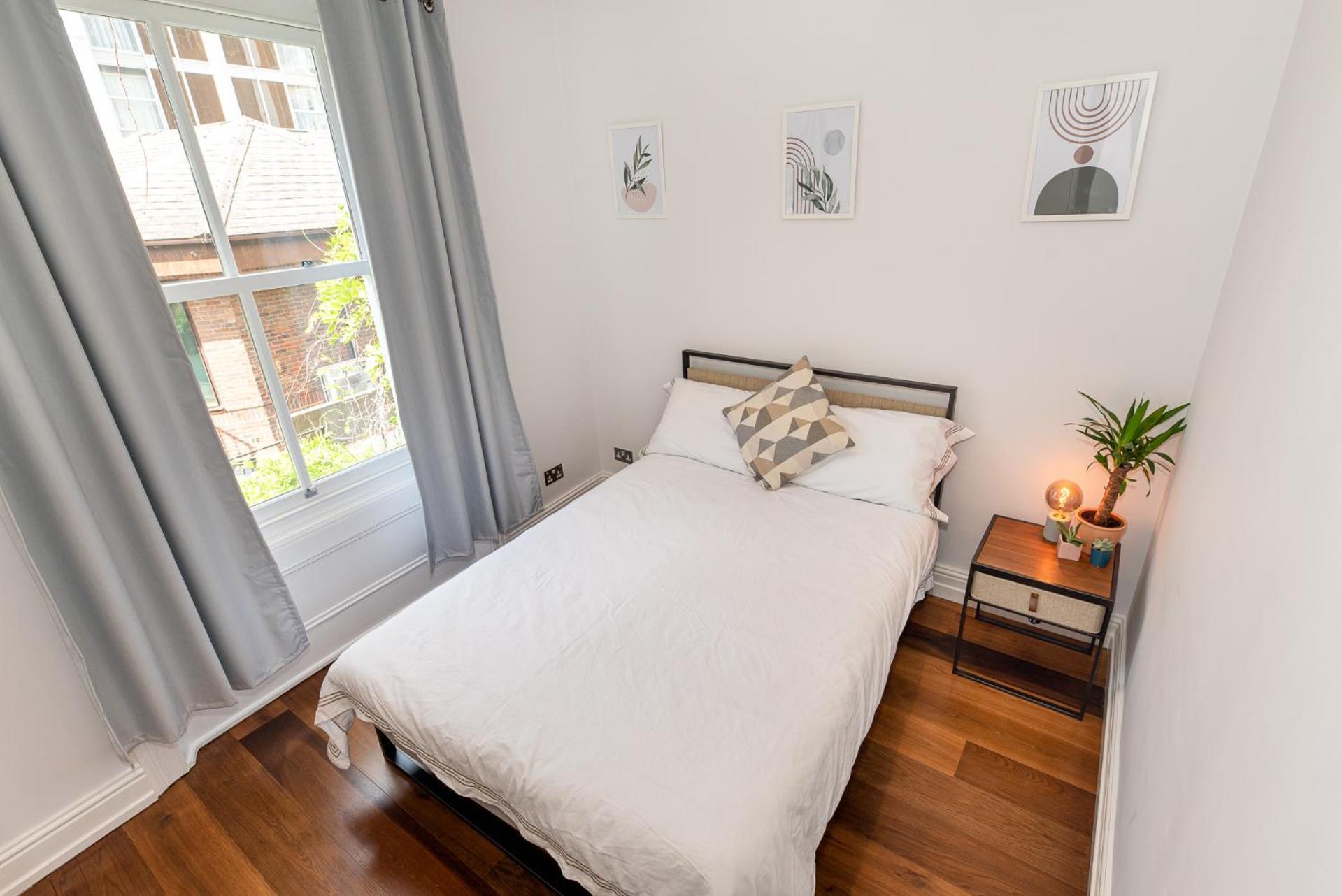 2-Bedroom Victorian Apartment In Kensington Londra Esterno foto