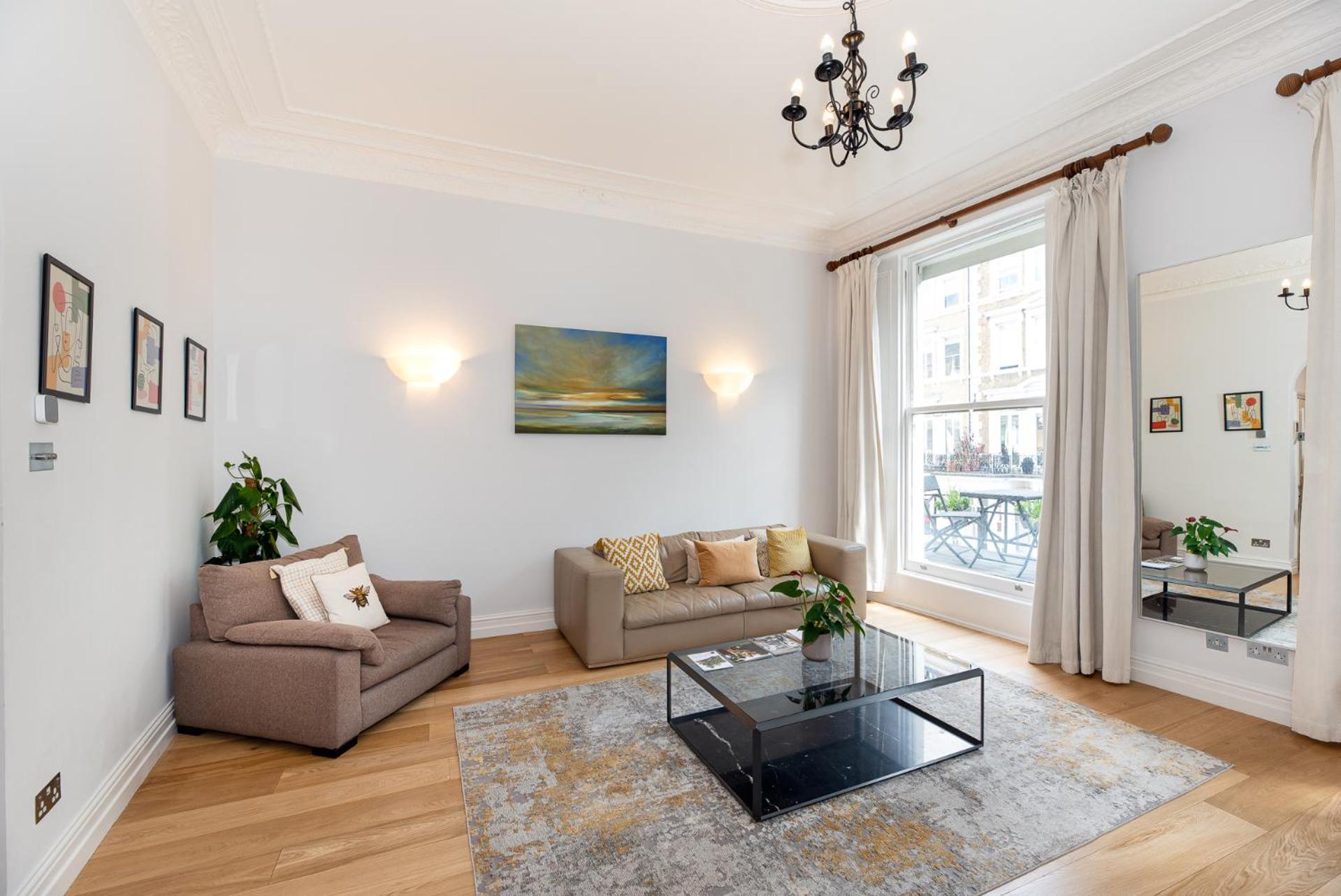 2-Bedroom Victorian Apartment In Kensington Londra Esterno foto