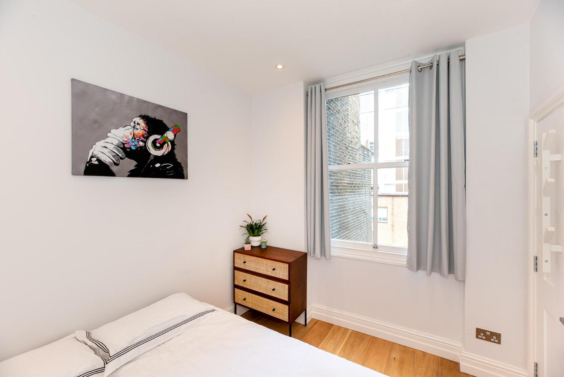2-Bedroom Victorian Apartment In Kensington Londra Esterno foto