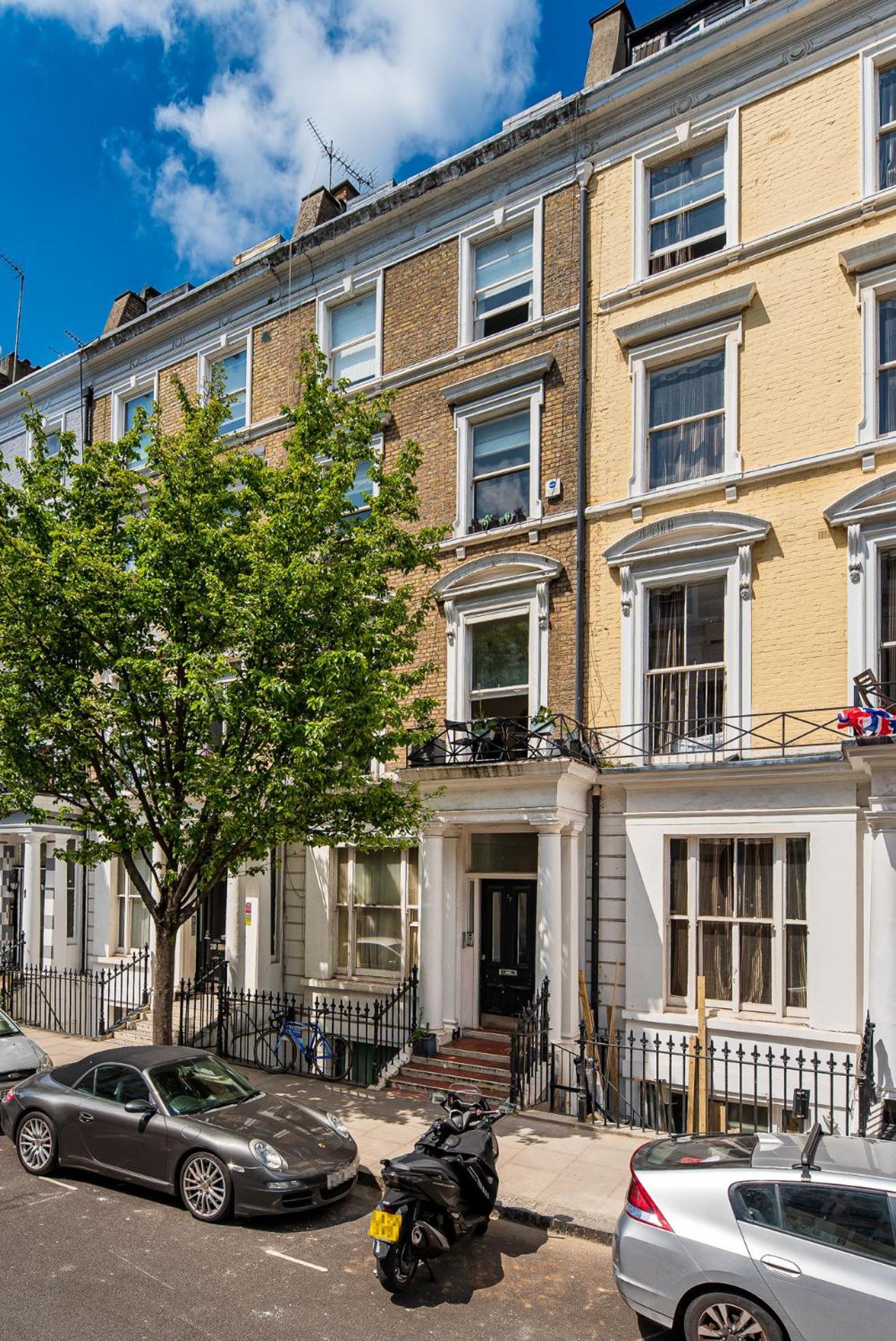 2-Bedroom Victorian Apartment In Kensington Londra Esterno foto